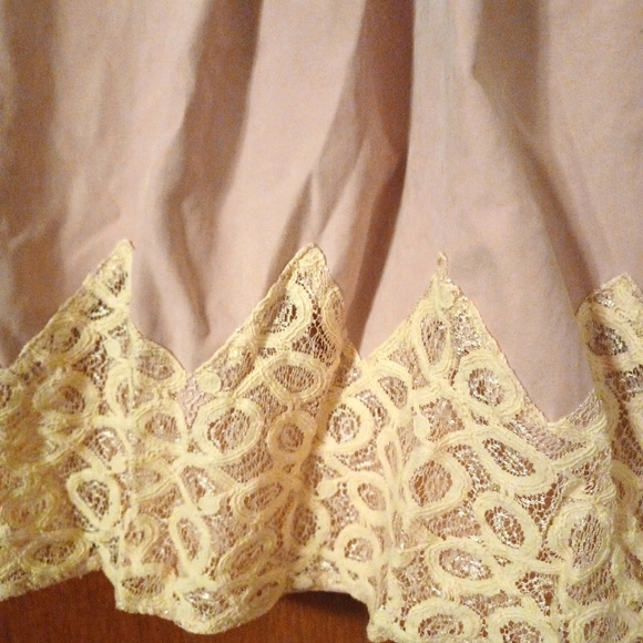 Nick & Mo silk skirt - Picture 2 of 4